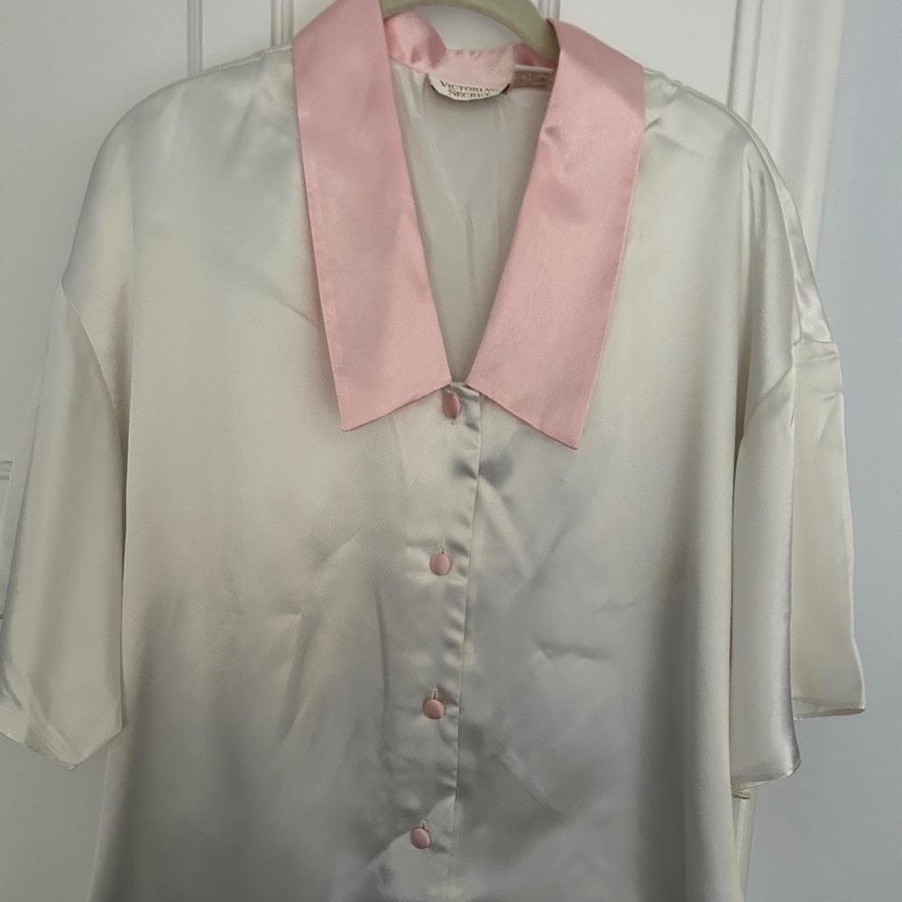 Victoria's Secret short sleeve satin shorty pajama set